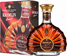 Коньяк KREMLIN AWARD 15 Years (Подарочная упаковка)